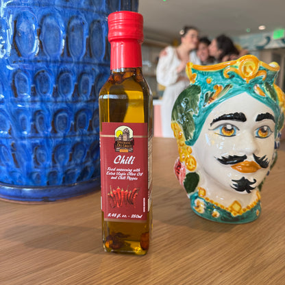 Chili-infused extra virgin olive oil 250ml – spicy oil for Italian recipes.